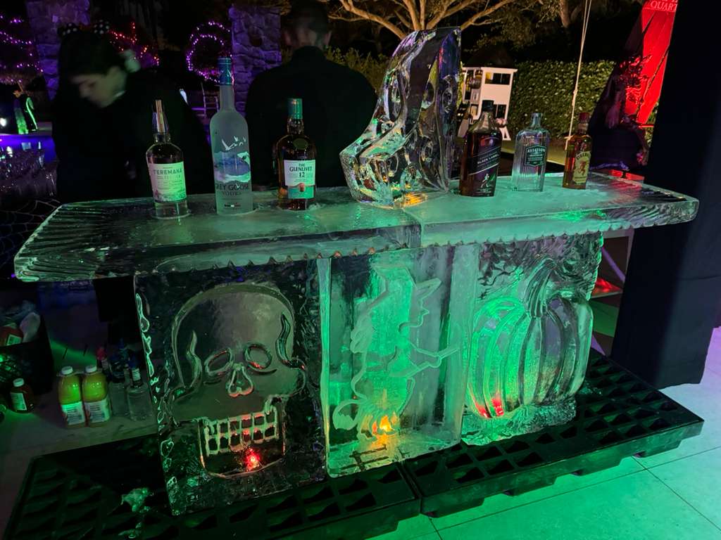 Custom Ice Bar FijiIce - Leading Dry Ice & Ice Supplier in Ghana